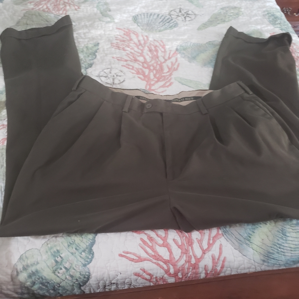 Men's Khakis